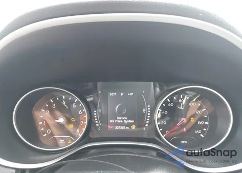 2018 Jeep Compass Latitude 4X4 from USA, damaged, VIN 3C4NJDBB9JT160925